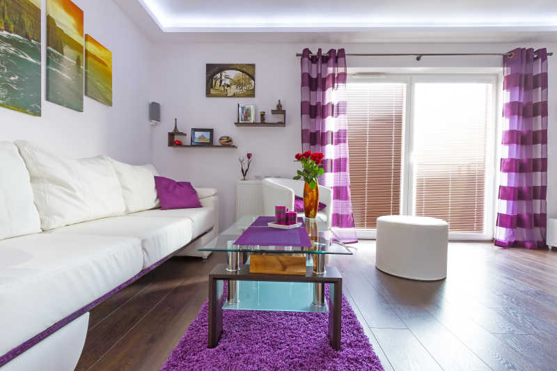 现代简约色彩搭配客厅