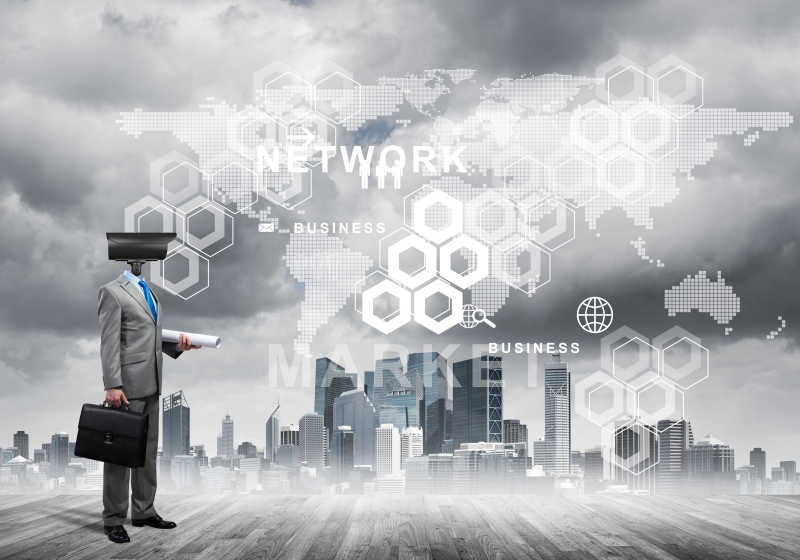 带摄像头的人体现的安全观和隐私保护