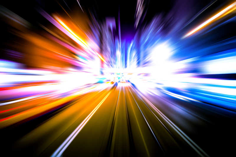 夜间移动交通灯轨迹