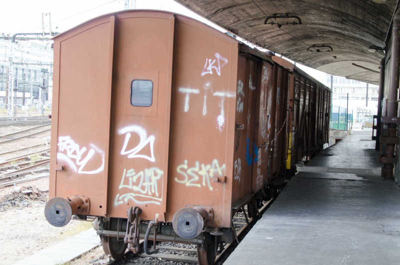 老式抛弃了丰富多彩的火车复古