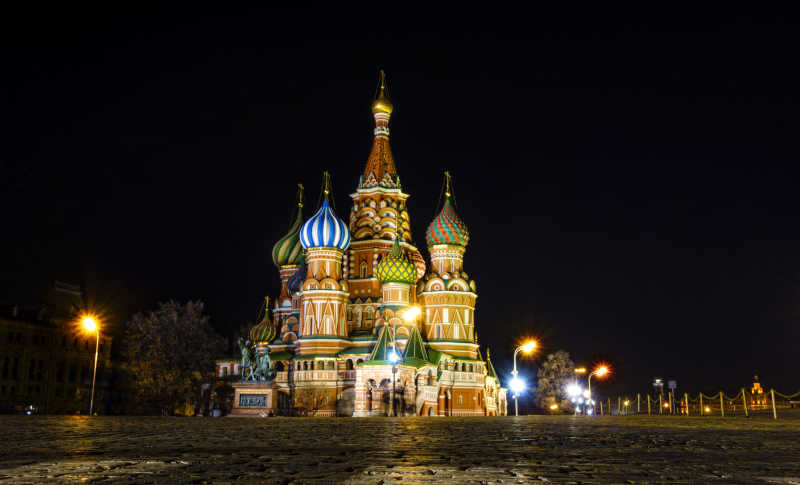 圣罗勒大教堂夜景