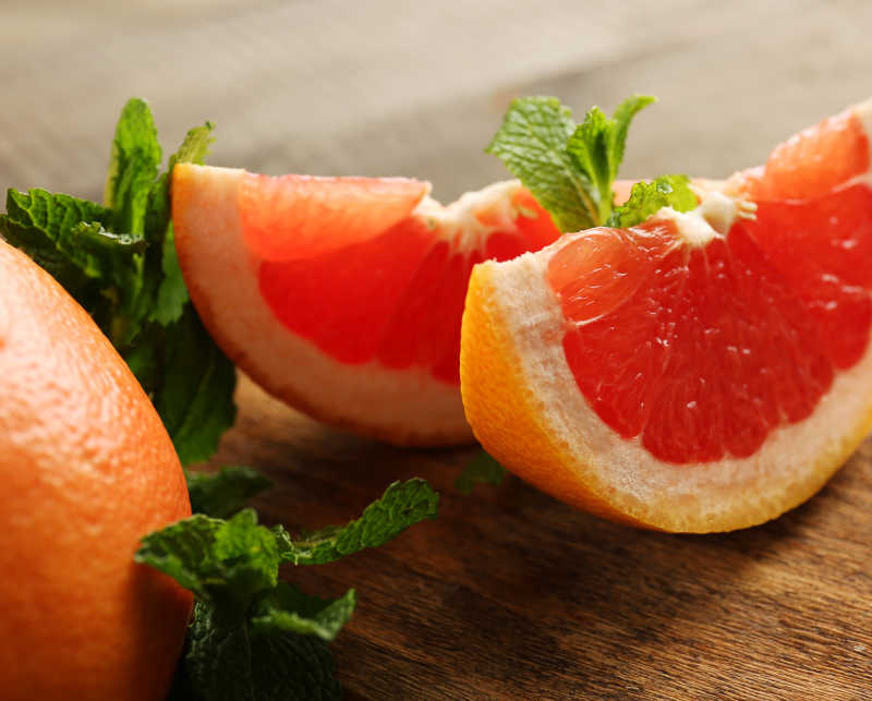 切好的蜜柚红瓤