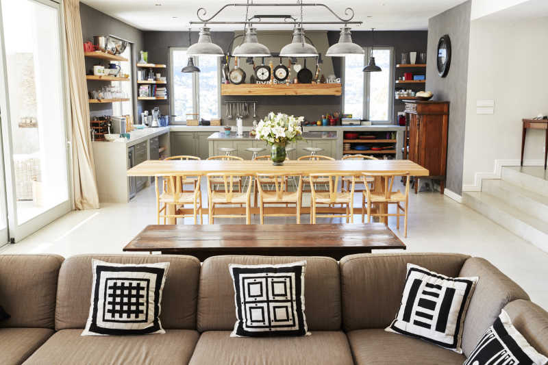 开放式的厨房和客厅