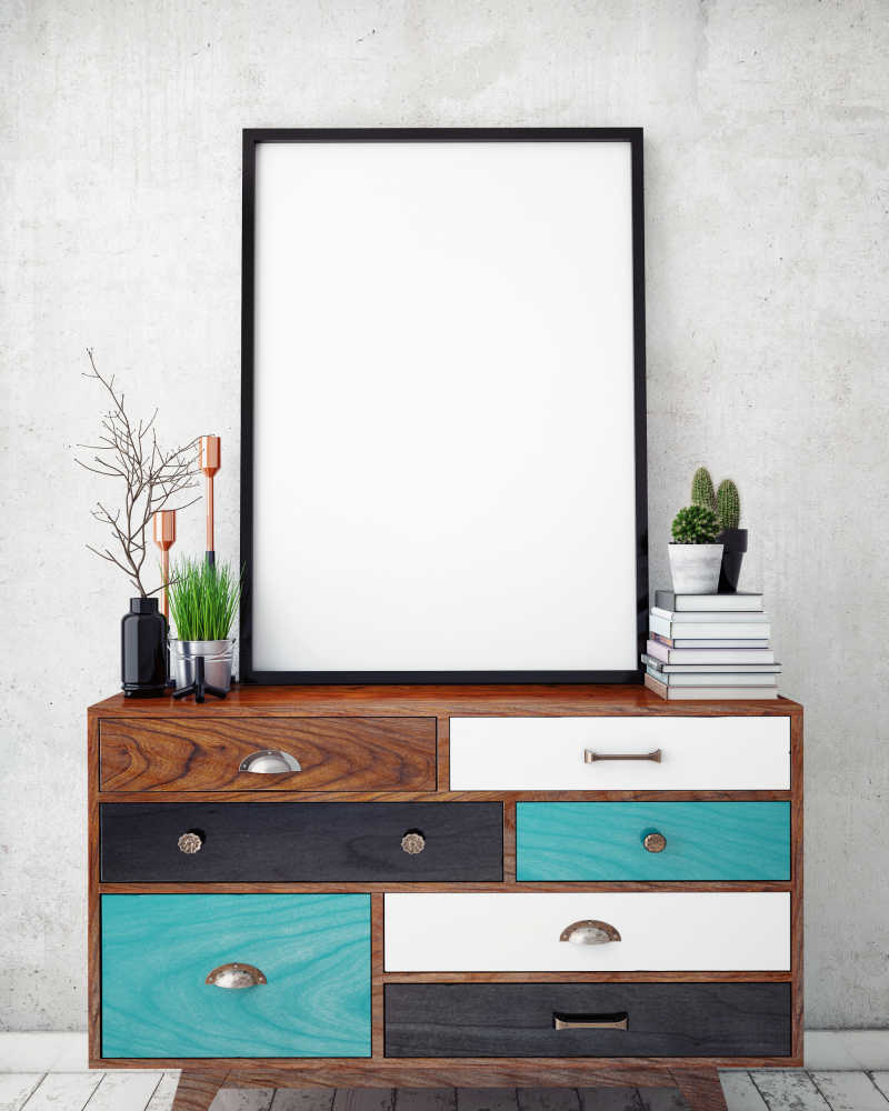 室内装修和空白海报框架