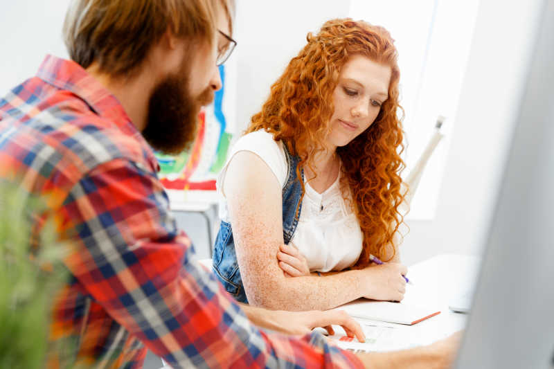 办公室工作商人同事特写