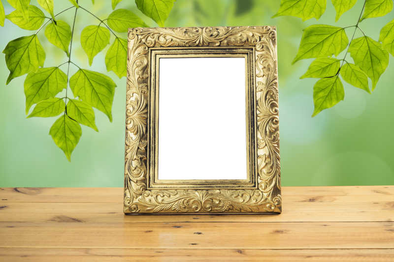 金色老式复古相框特写