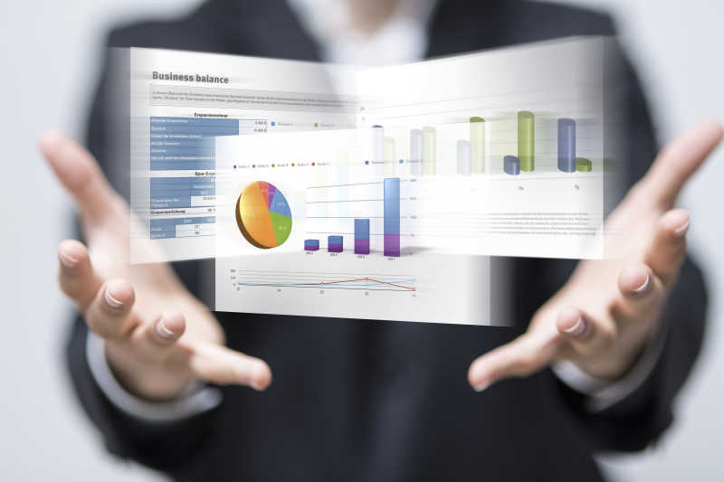 两种手中立体投影效果图表概念