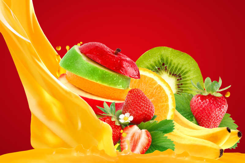 红色背景下的水果混合物特写