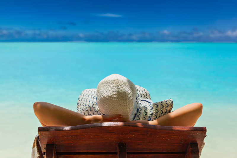 马尔代夫夏威夷海滩天堂度假的人