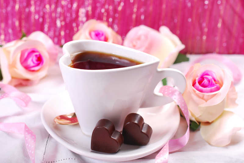 情人节的咖啡和巧克力