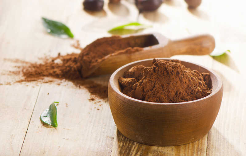 木碗里的可可粉特写