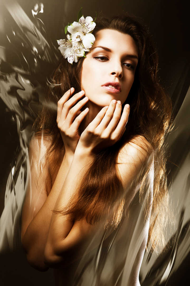 性感美女有花有水