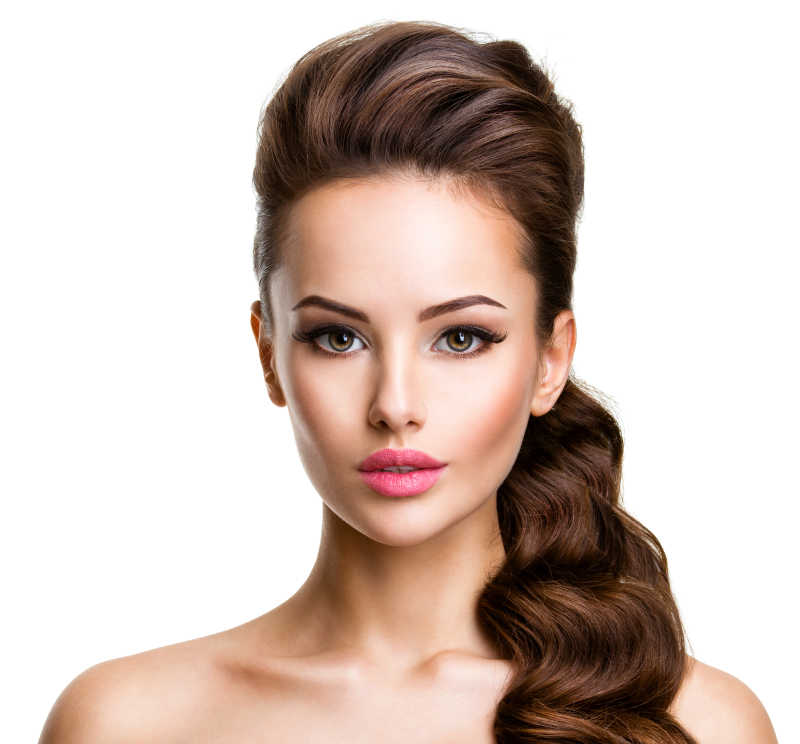 漂亮的长发性感的女人的脸