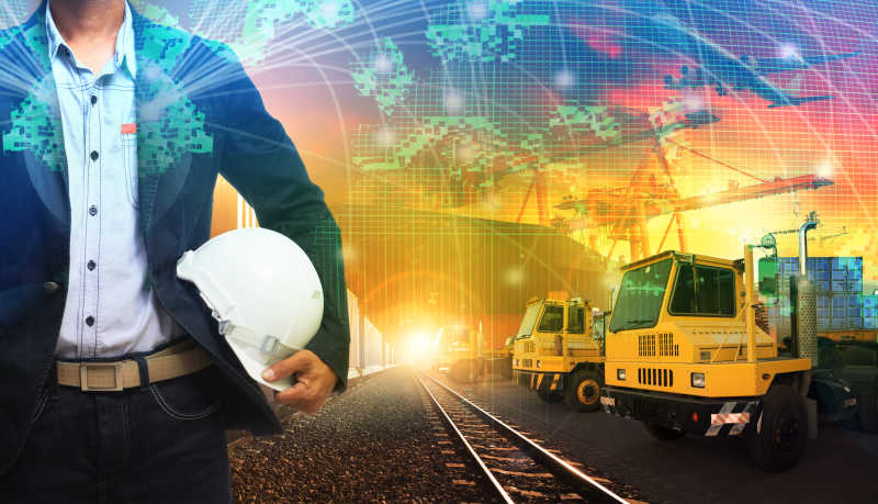 物流工作人员和船舶卡车货运