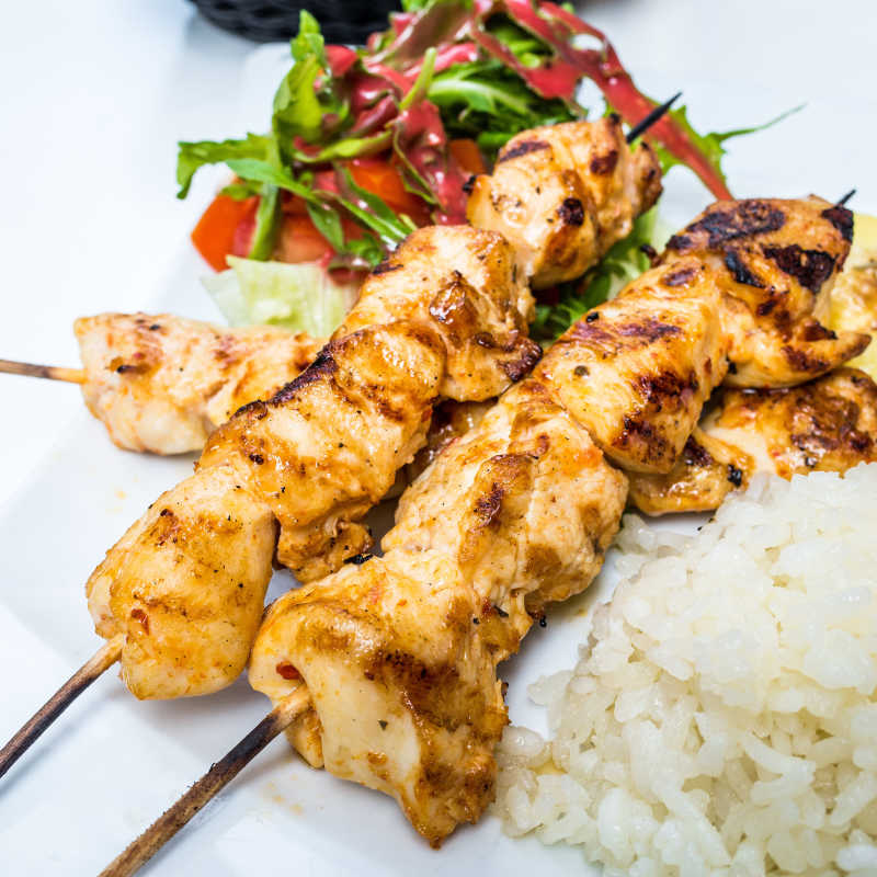 美味的牛排肉和蔬菜