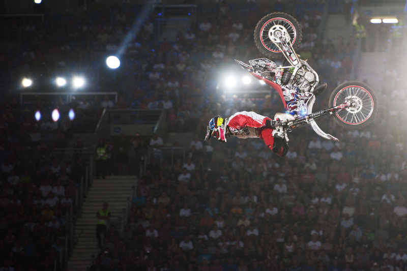 FMX专业骑手极限动作