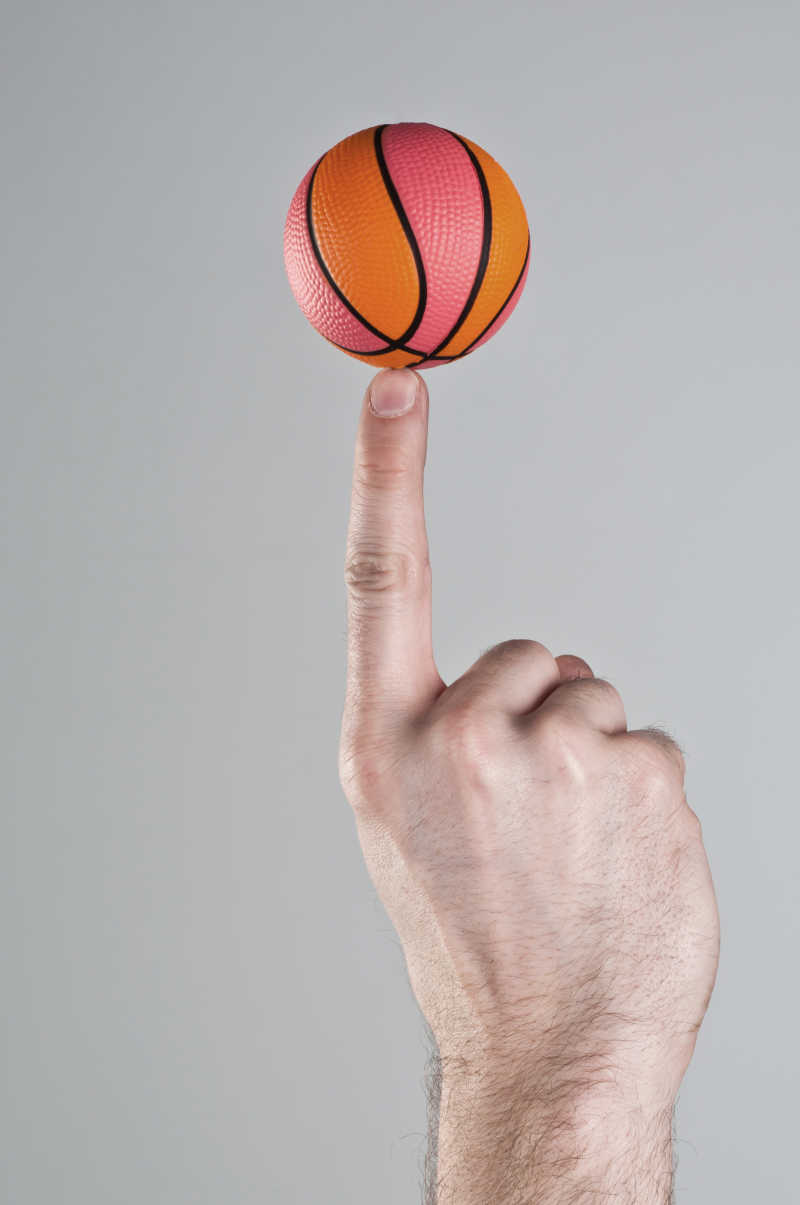 手指上的小蓝球