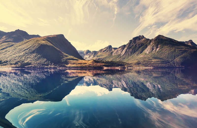 有山有水的挪威风景