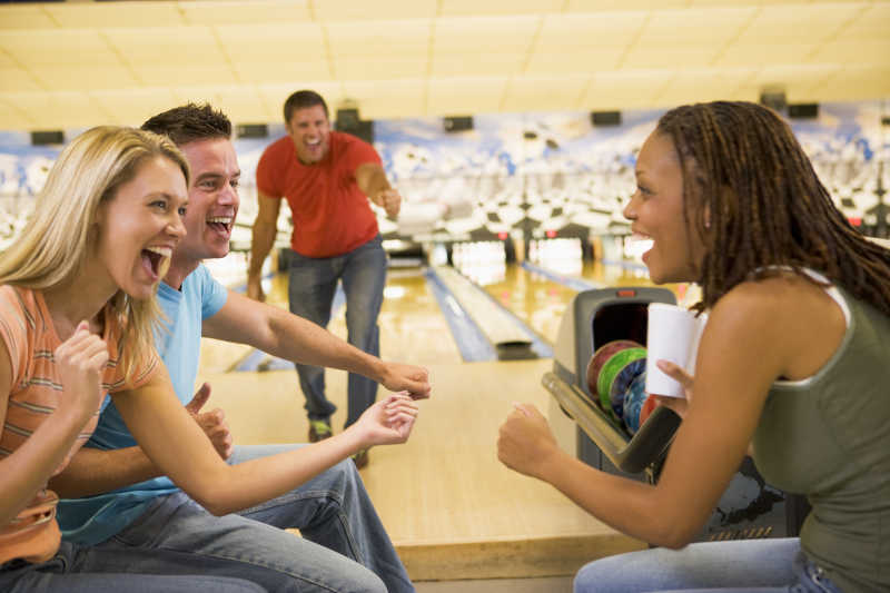 保龄球俱乐部的乐趣