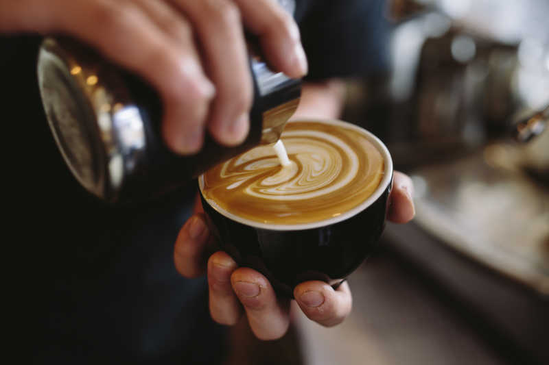 卡布奇诺制作中