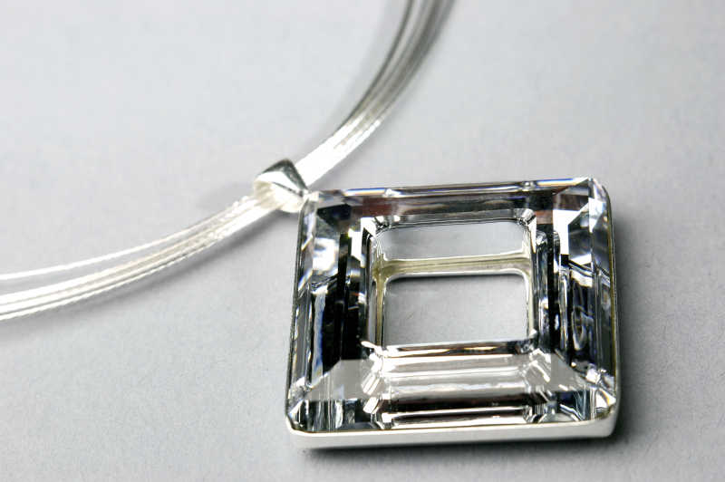 银质项链方形吊坠