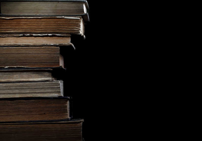 图书馆里的旧书