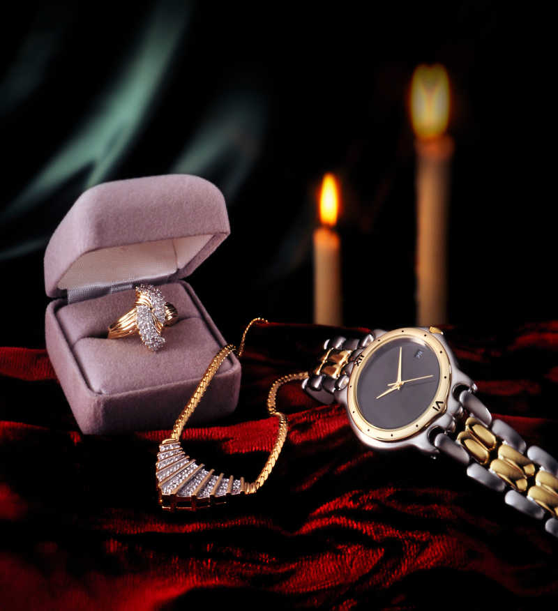 手表与珠宝装饰品