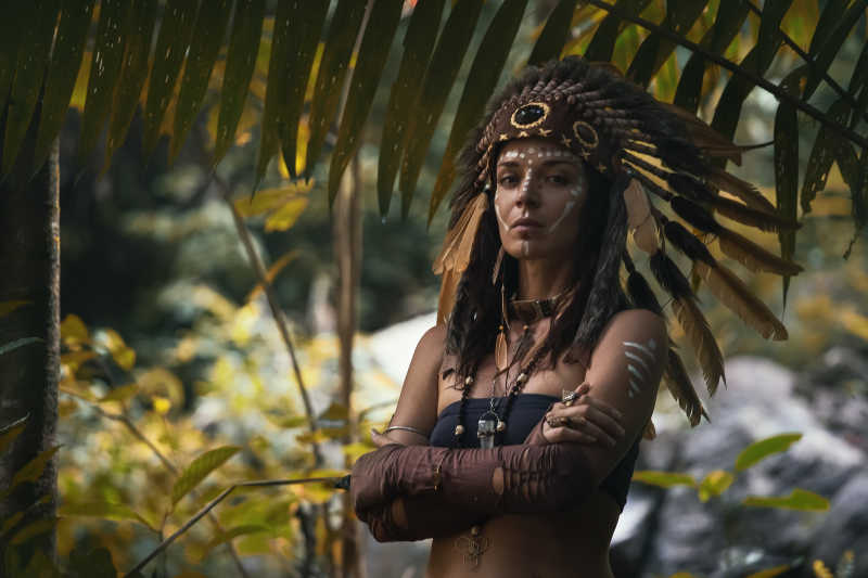 穿着传统服饰的印度妇女