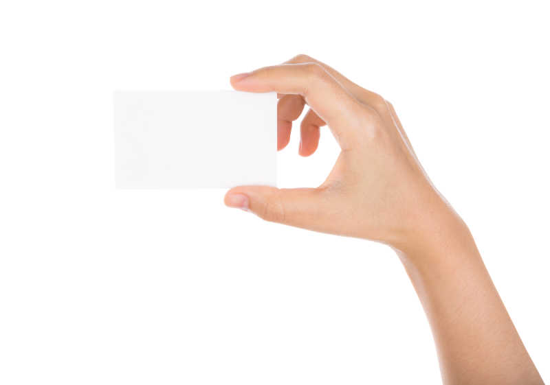 女性手拿空白纸名片在白色背景下图片 在白色背景下女性手拿空白纸名片素材 高清图片 摄影照片 寻图免费打包下载