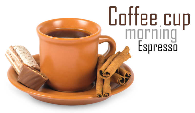 棕色咖啡杯里的咖啡和肉桂