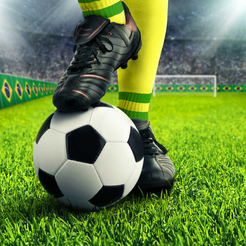 巴西足球运动员脚下的足球