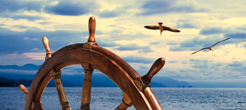 海上方向盘特写