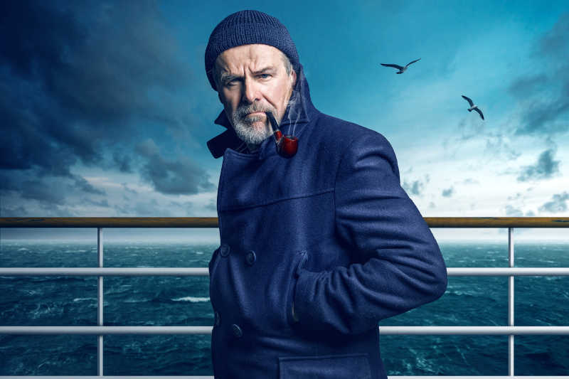 抽斗烟的彪悍水手