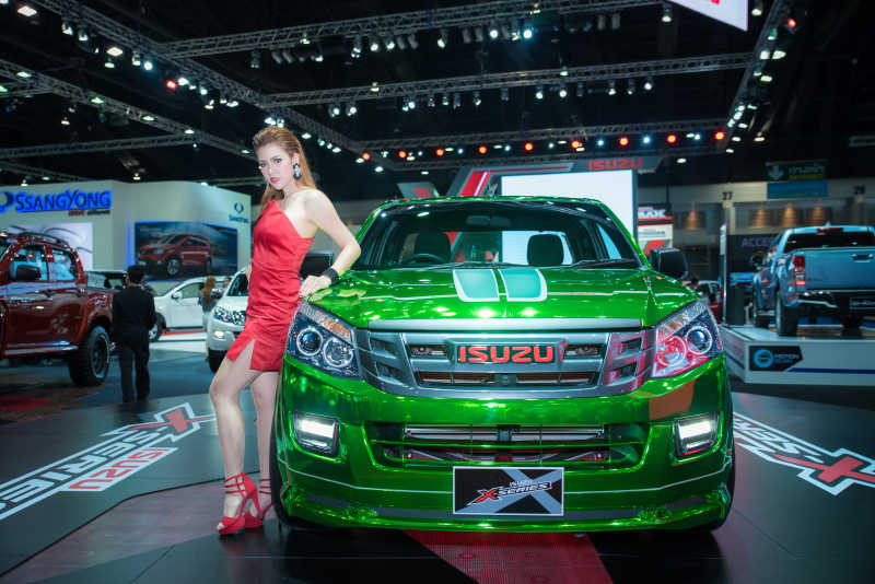 第三十六曼谷国际车展绿色五十铃和车模