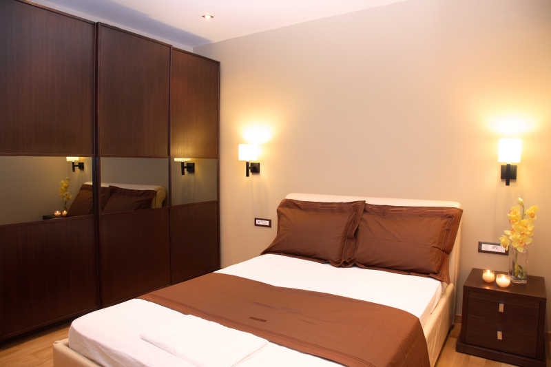 豪华的现代卧室