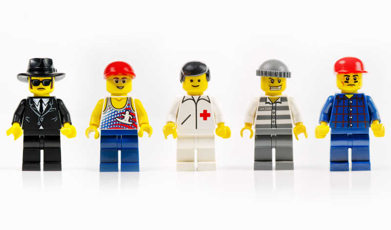 五个乐高积木玩偶