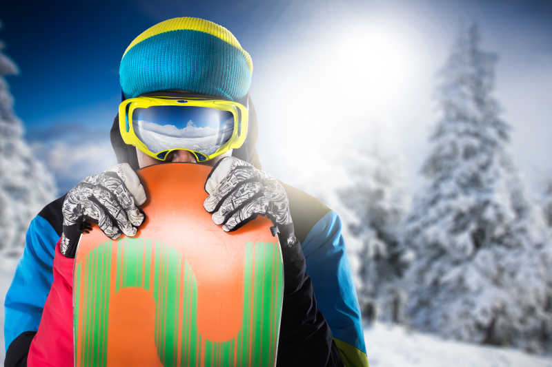 滑雪板和滑雪运动员