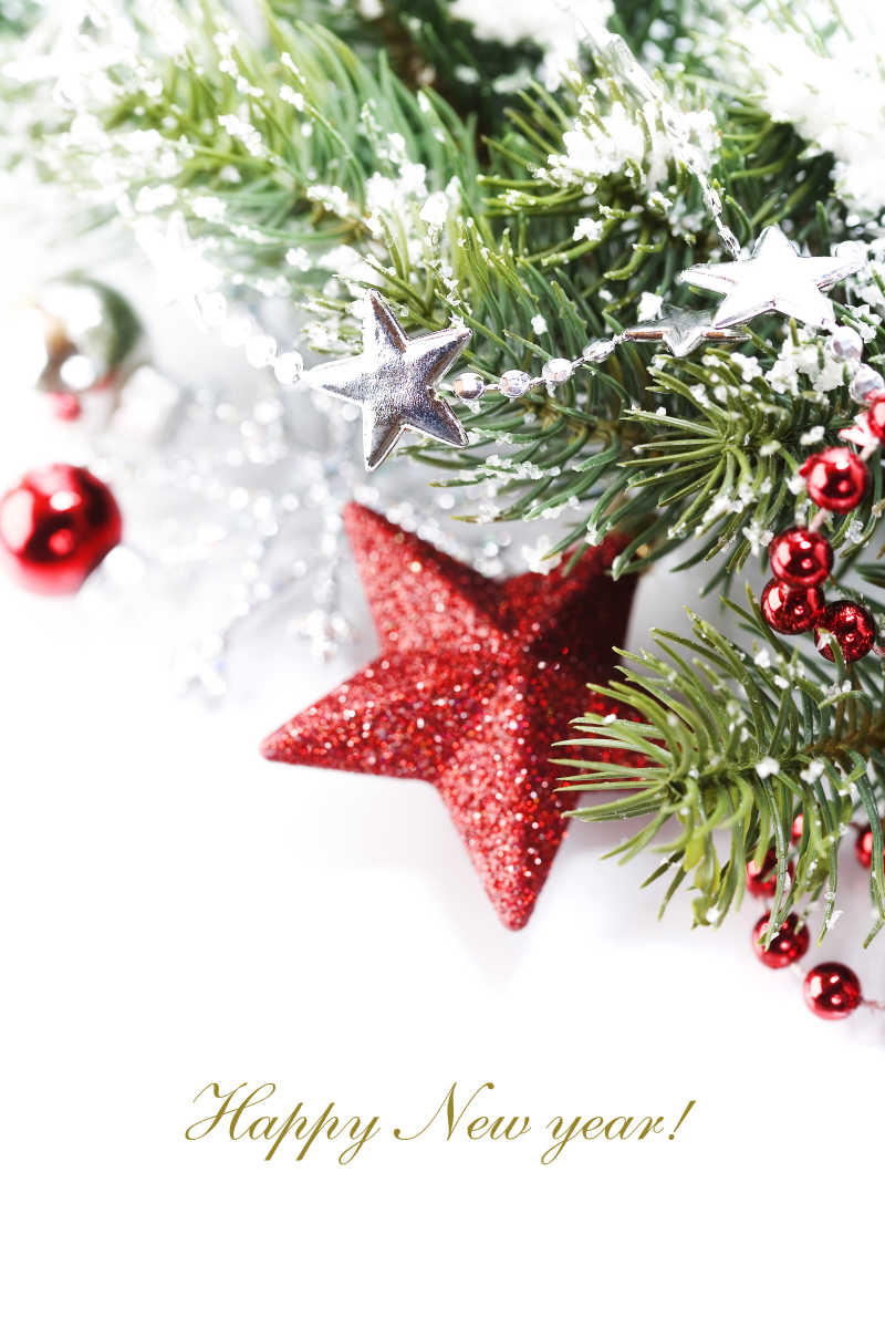 圣诞树与红色星星挂件