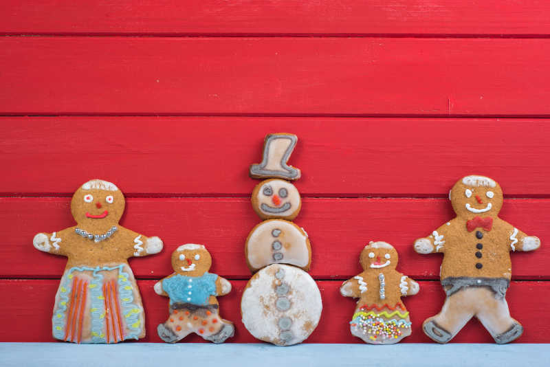 快乐雪人和姜饼人家庭