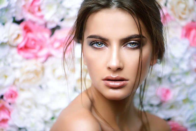 画着精致妆容的性感诱人美女