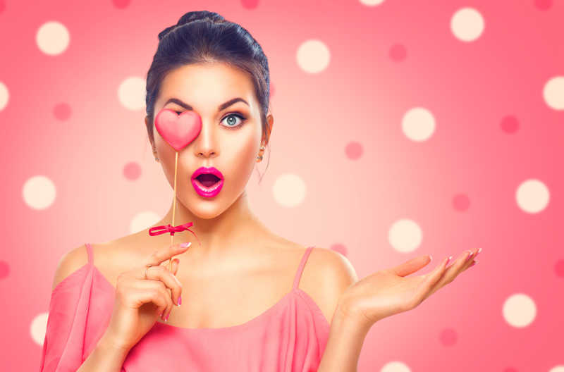 美女惊讶的写真