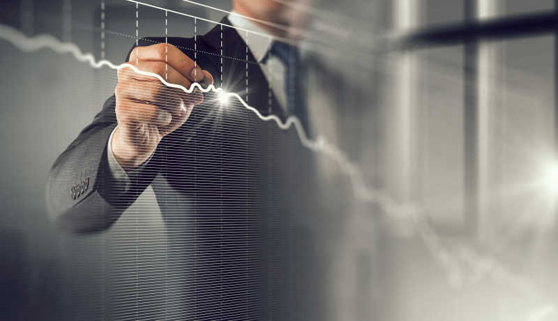 混合媒体用手链接的商业概念