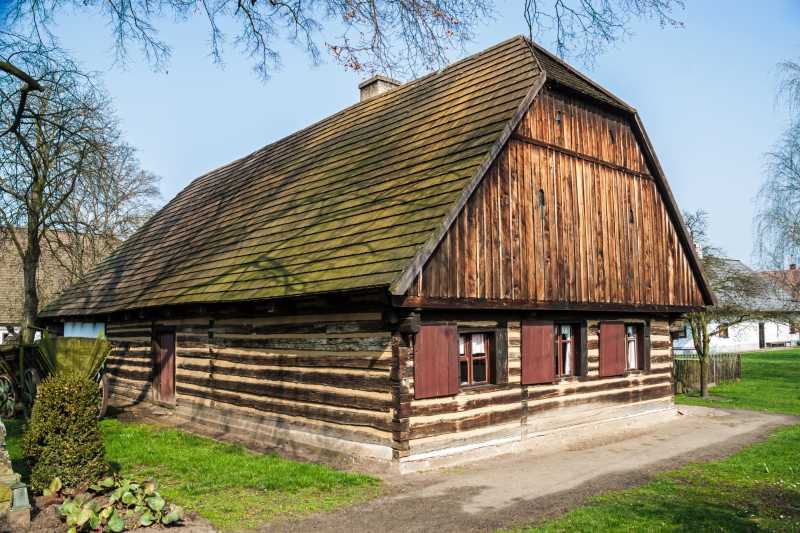 捷克共和国十九世纪的传统村屋