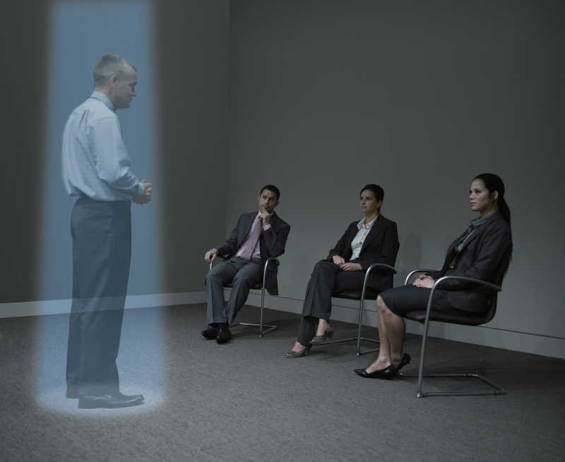 听演讲的三个商人