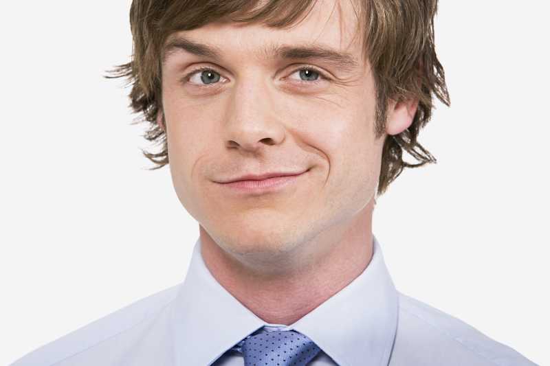 白色背景上的男性商人肖像