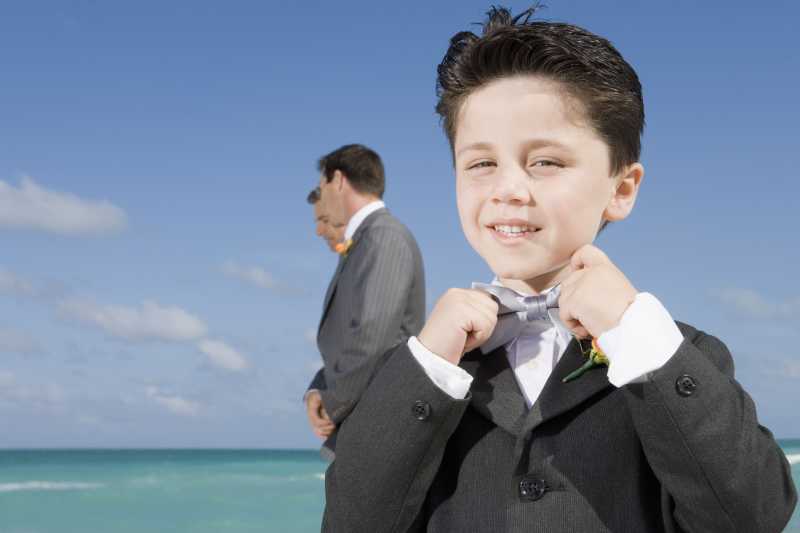 可爱帅气的小伴郎