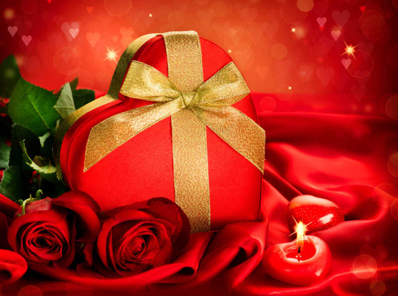 红玫瑰装饰的情人节礼物