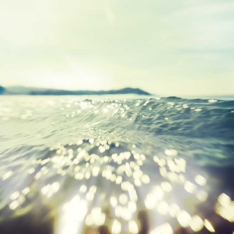 复古风格的海浪风景