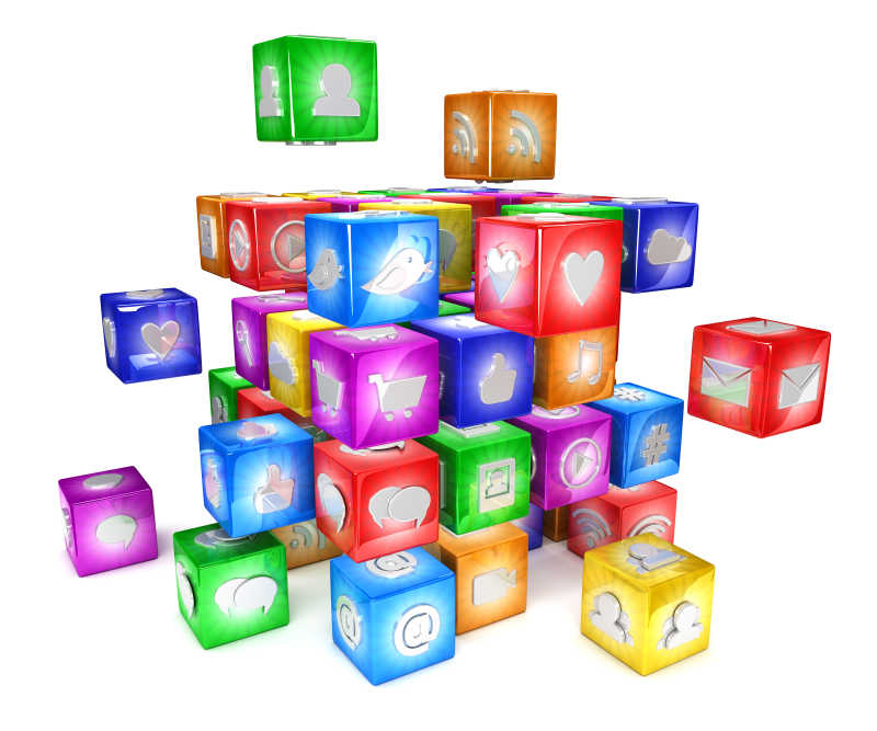 白色背景上整齐堆放在一起的社交媒体图标 