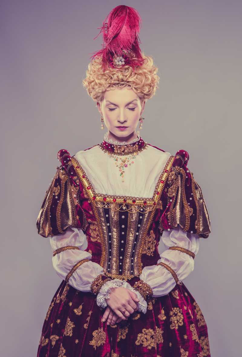 世界上最美的女王礼服图片